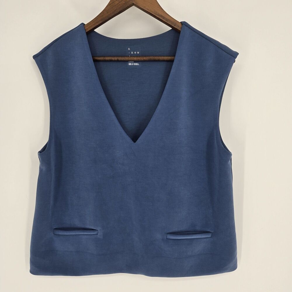 A New Day Blue V Neck Large Minimalist Modern Structured Vest Preppy